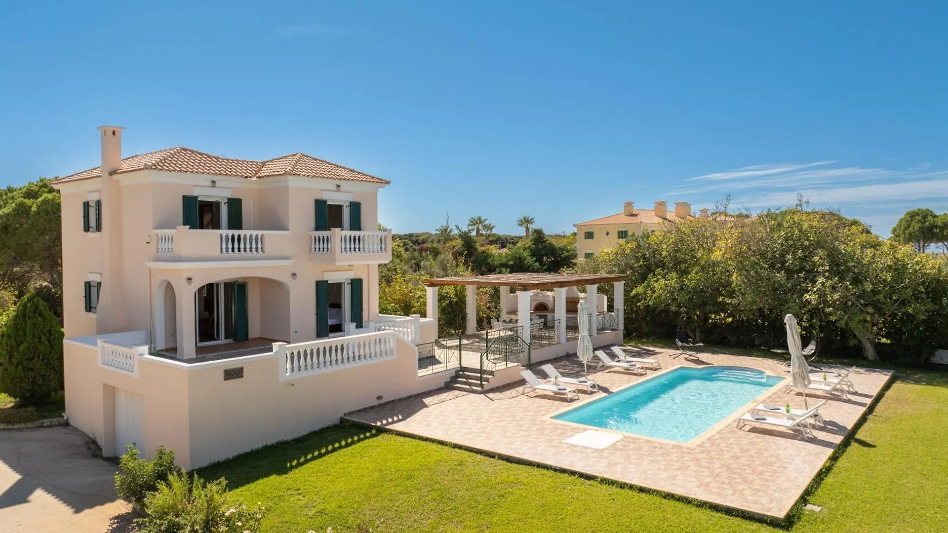 Eglina Mare Villa Minia Yunanistan