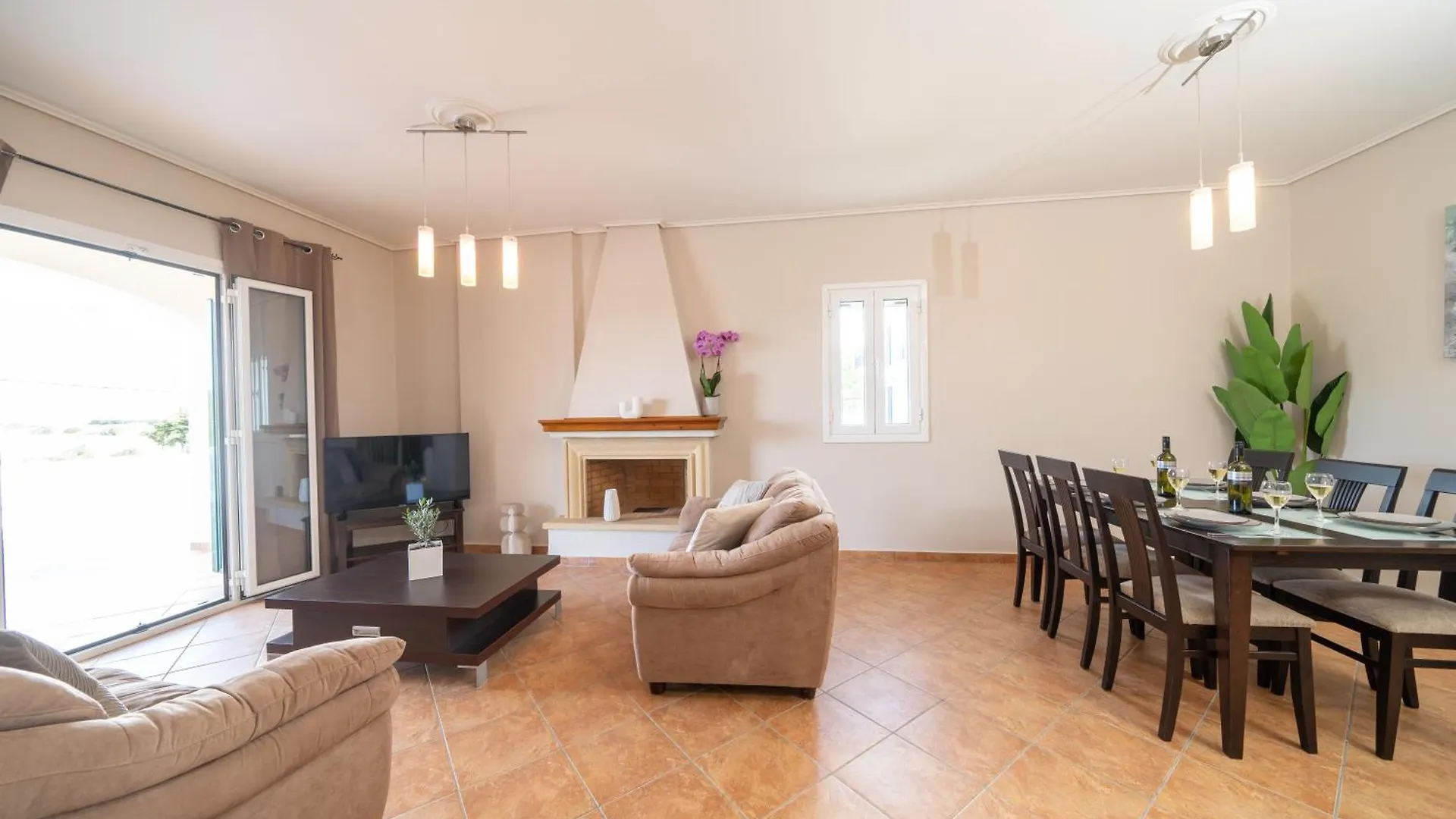 Eglina Mare Villa Minia 0*,  Yunanistan