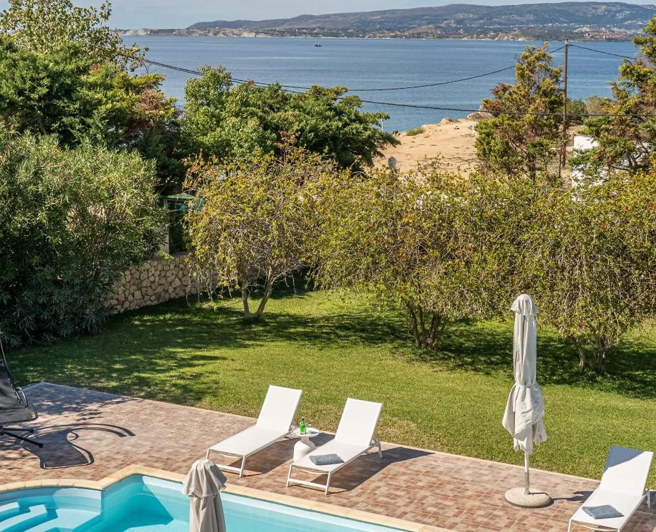 Eglina Mare Villa Minia 0*,  Greece