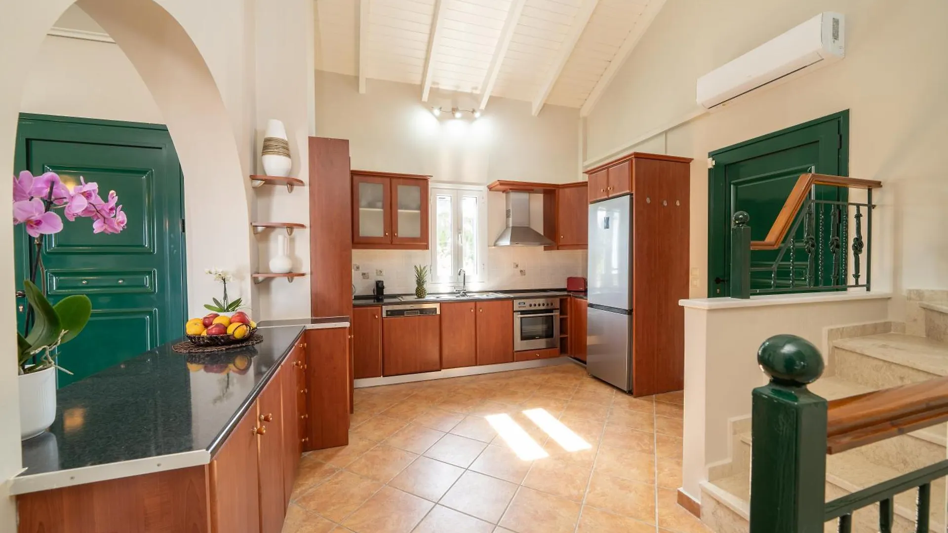 Eglina Mare Villa Minia Greece